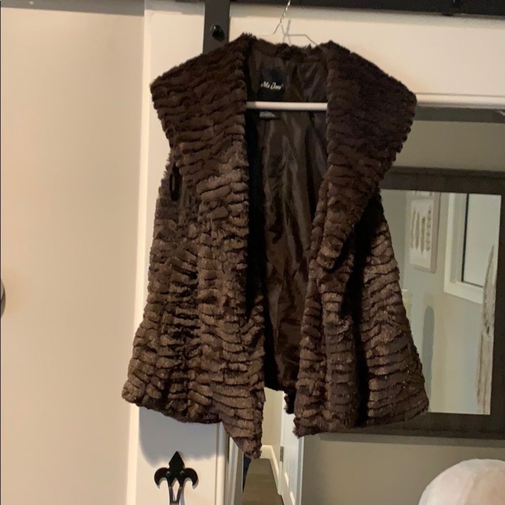 *SOLD* Brown Faux Fur Vest